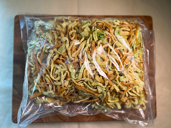Нитка ЖАРЕНАЯ "Васаби" Oktobersnack 1 кг (сырный продукт) в Рубцовске