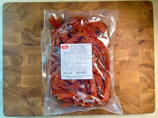 Сырный продукт ФЕРМЕРСКИЙ паутинка копченый: Продукт из мяса птиц 