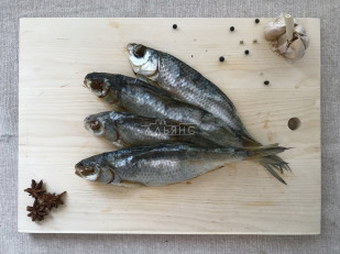 Чипсы: Вобла вяленая астраханская средняя