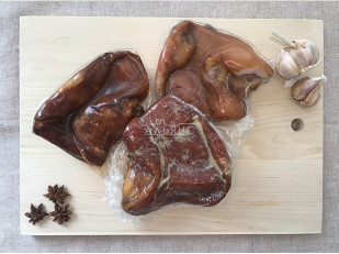 Кнуты Аджика (500 гр.): Уши свиные (Цельные) 