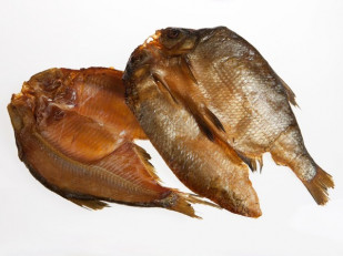 Вобла вяленая (отборная): Карась холодного копчения